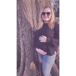 Meet your Posher, Hailey